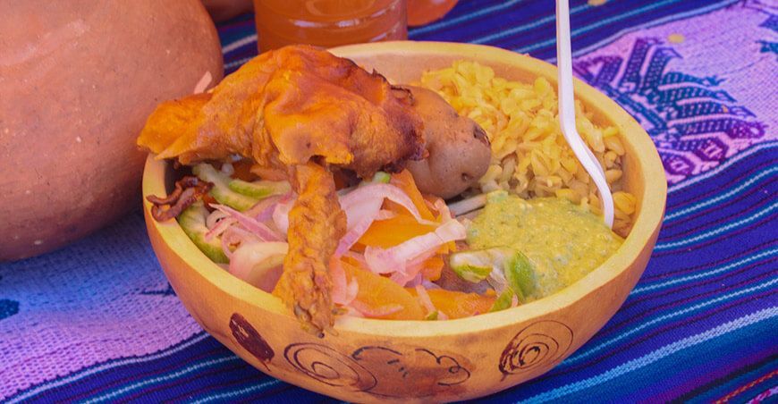 plato de cuy ancashino Perú
