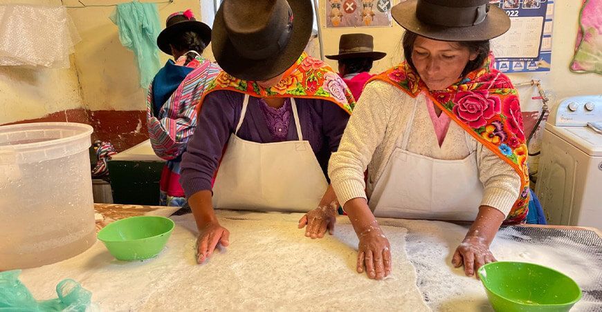 alpaquero de la Comunidad de Paccha en Ayacucho textiles de fibra de alpaca Perú