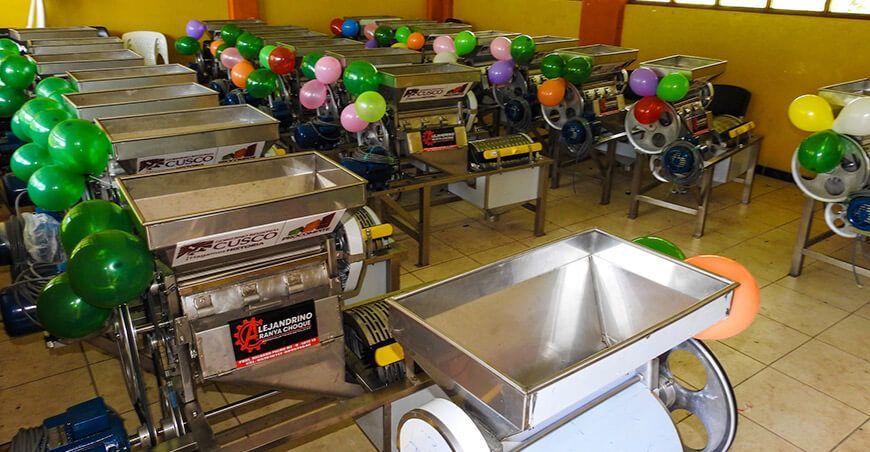 Equipamiento a asociación mejorará producción de café especial Tablahuasi Ocobamba Cusco Perú