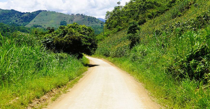 Mejoraron 20 km de camino vecinal en beneficio de comunidades asháninkas de Junín Perú Devida