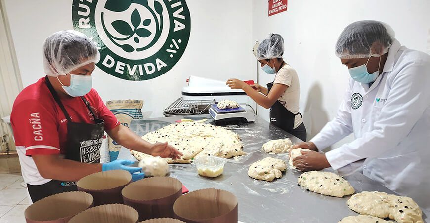 Descubre y prueba los panetones de los productores de la Ruta Alternativa Devida Perú