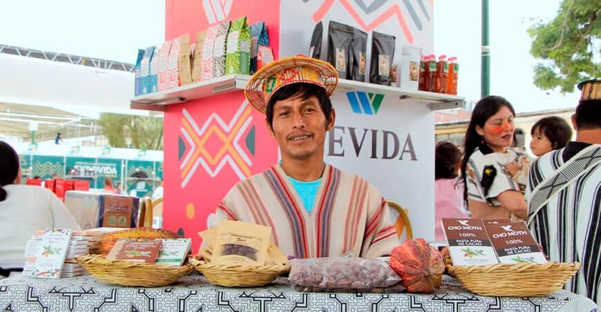 Expovida Huancayo productores de cacao ruta alternativa Devida Perú