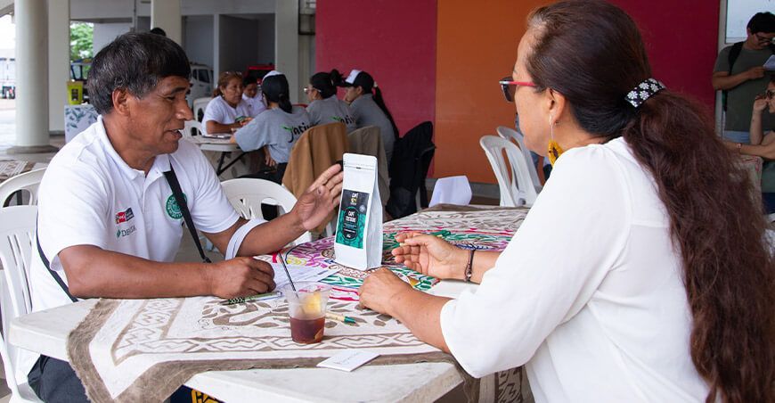Expovida Pucallpa Ucayali rueda negocios productores ruta alternativa Devida Perú