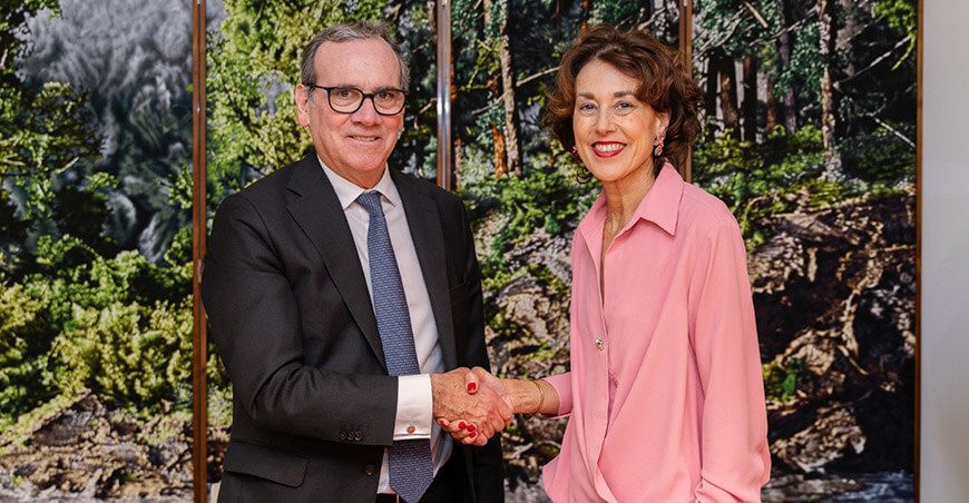IE University y Fundación José Antonio Llorente brindan becas a jóvenes de Perú para acceder a estudios internacionales