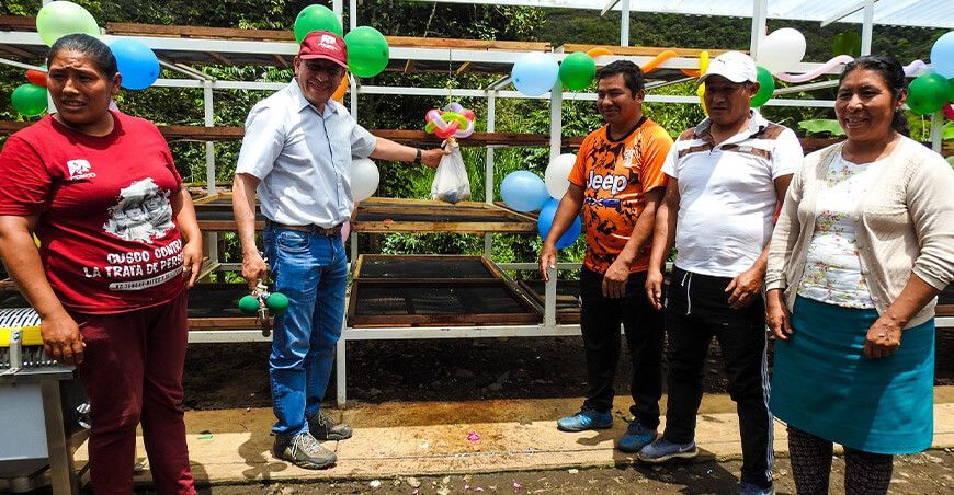 Equipamiento a asociación mejorará producción de café especial Tablahuasi Ocobamba Cusco Perú