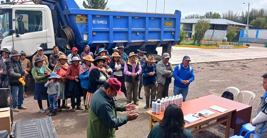 Entregaron abono foliar a productores afectados por granizadas Junín Perú