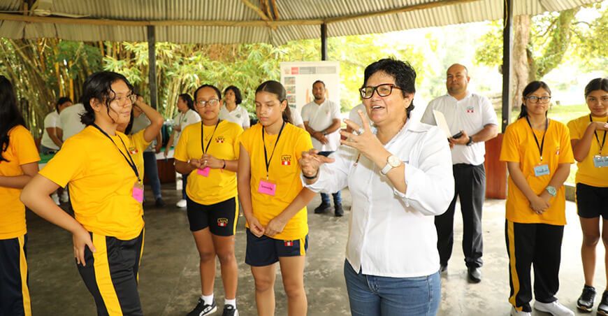 El IIAP organiza taller vivencial para incentivar la participación de más mujeres en el campo científico