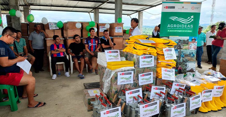 Agroideas fortalece producción de miel Asociación Distrital de Apicultores de Matapalo en Zarumilla Tumbes Perú