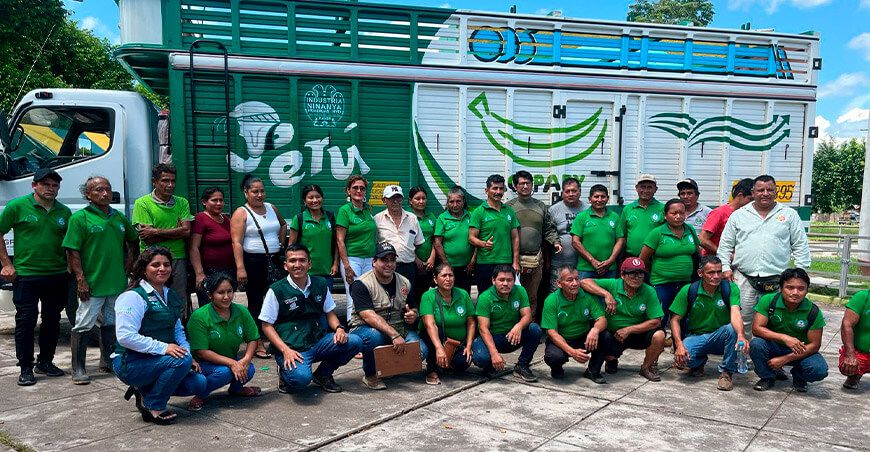 Agroideas entrega camión de 8 toneladas a organización de plátano bellaco de Yuyapichis Huánuco Perú