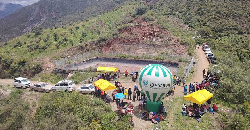 Mantenimiento del camino vecinal en Ocobamba beneficia a 172 familias Apurímac Devida Perú