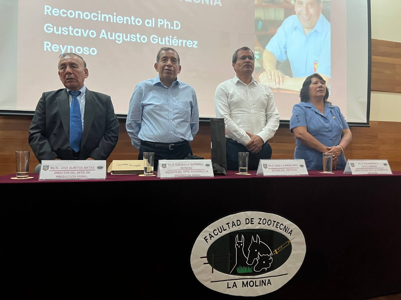 Ascenso internacional del Dr. Gustavo Gutiérrez Reynoso, catedrático de la UNALM