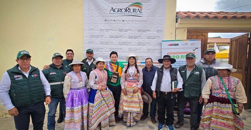 Inauguran nuevo centro de hilado artesanal en el distrito de Callalli Arequipa Agro Rural Perú