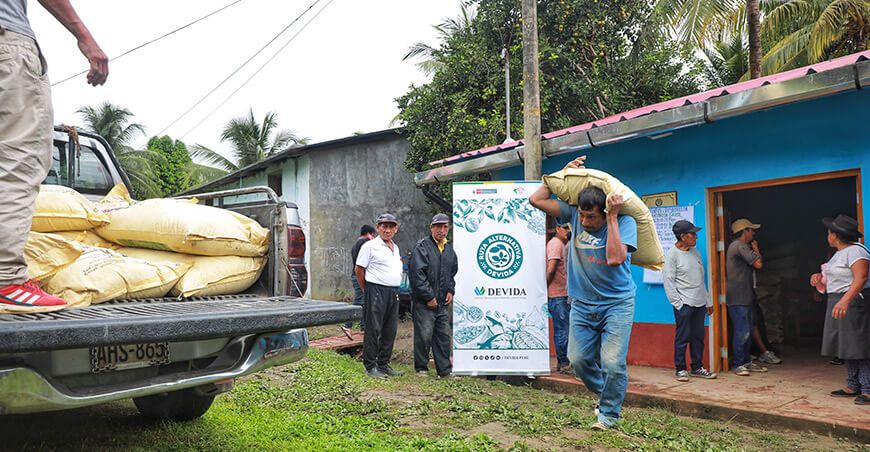 Entregan 1400 toneladas de guano de islas para recuperar cultivos afectados por lluvias Devida Perú
