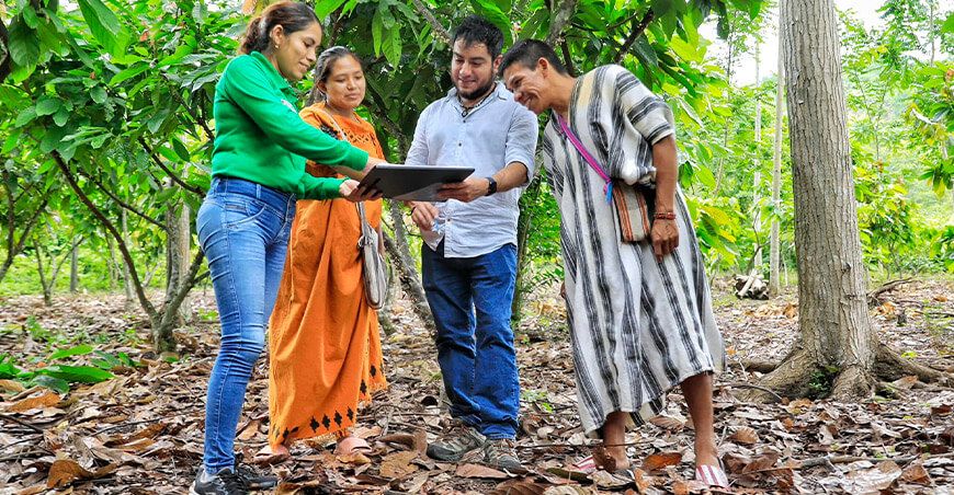 Devida Perú implementa estrategias interculturales contra el narcotráfico en comunidades nativas