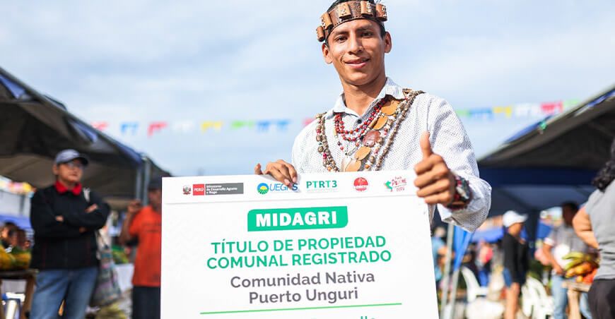 Midagri entregó títulos de propiedad comunidad de Loreto