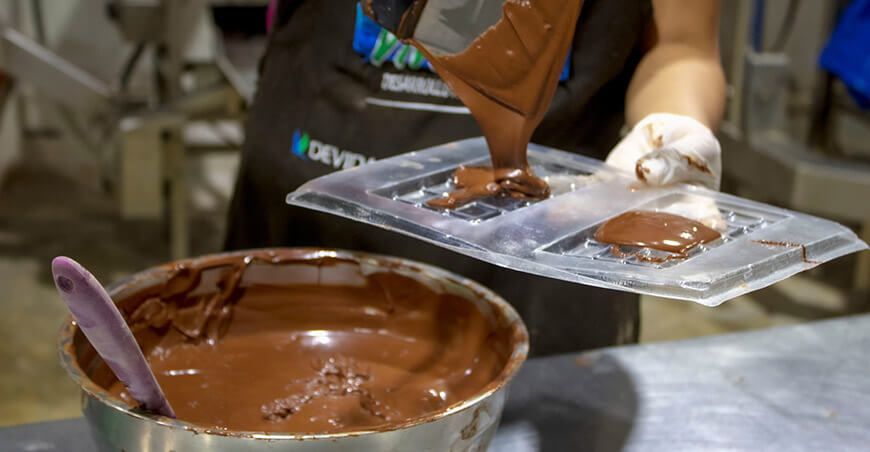 emprendedoras fortalecen capacidades en elaboración de chocolate de alta calidad con capacitación de Devida Ucayali Perú