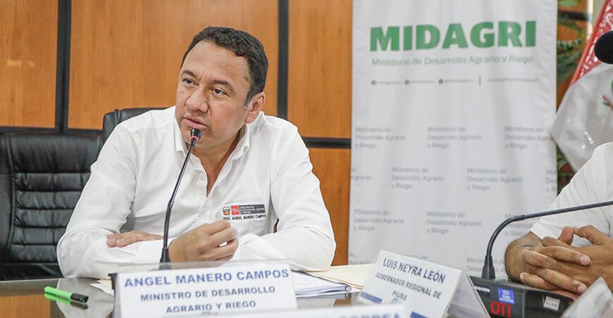 ministro Angel Manero