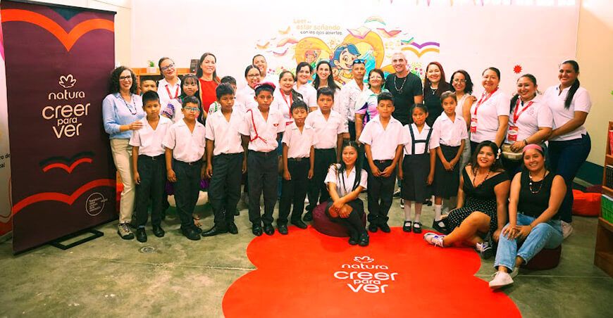 Natura inaugura biblioteca escolar para impulsar la educación en la Amazonía
