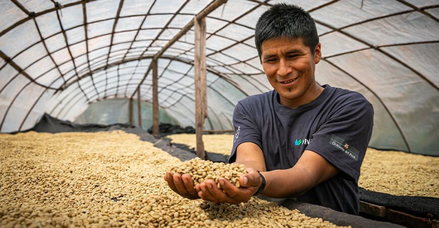 cooperativas del Varem vendieron café Devida Perú