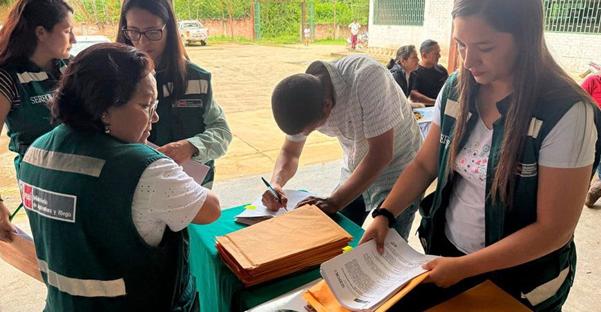 Serfor y gobiernos regionales inician entrega de títulos habilitantes para formalizar a familias productoras