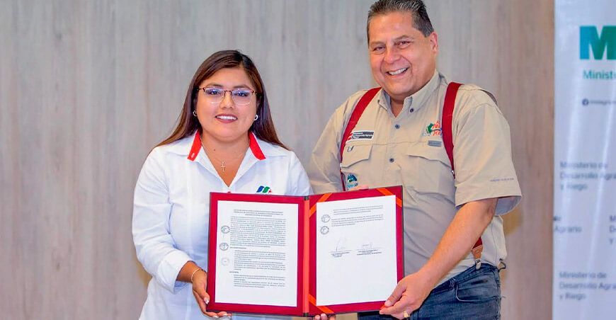 Sierra Azul convenio construcción qochas GORE Moquegua Perú