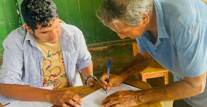 Serfor y gobiernos regionales inician entrega de títulos habilitantes para formalizar a familias productoras