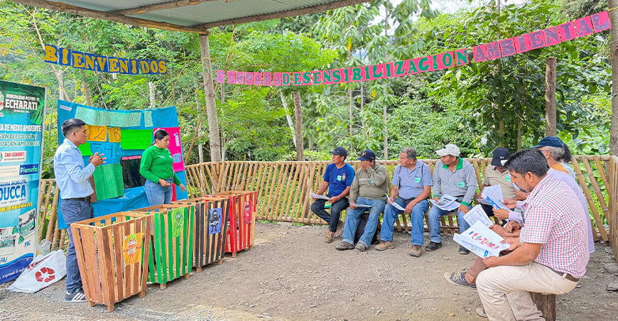 Más de 85 familias cacaoteras fortalecieron sus capacidades en jornada técnica “Día de Campo” Cusco Devida Perú