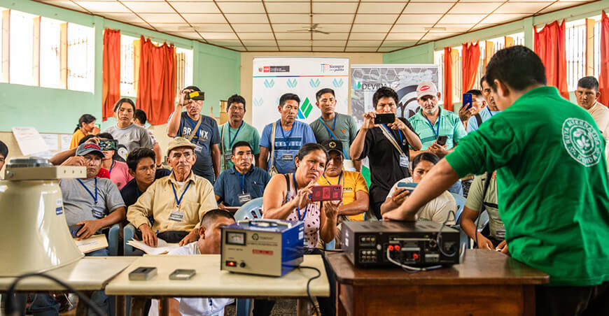 Más de 90 comunidades se mantienen informadas con bocinas comunales implementadas por Devida Vraem Perú