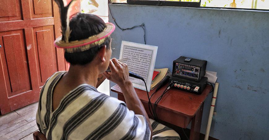 Más de 90 comunidades se mantienen informadas con bocinas comunales implementadas por Devida Vraem Perú
