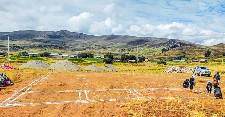 Pradera Gore Puno trabajos de trazo módulos de engorde ganado vacuno