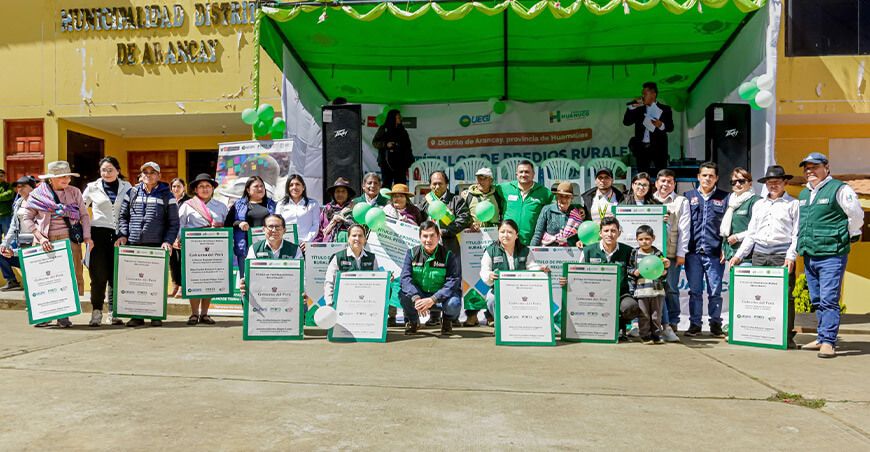 Midagri inicia entrega de más de 1300 títulos de propiedad rural en Huánuco