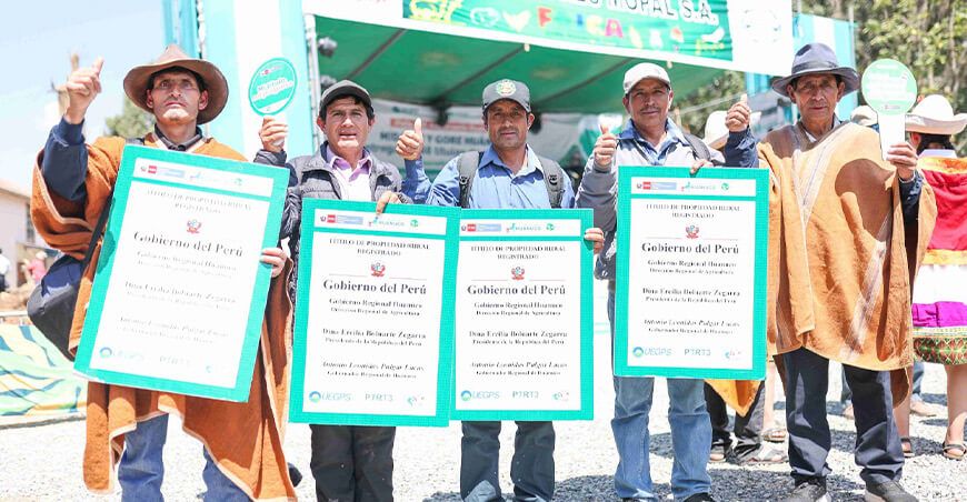 Midagri inicia entrega de más de 1300 títulos de propiedad rural en Huánuco