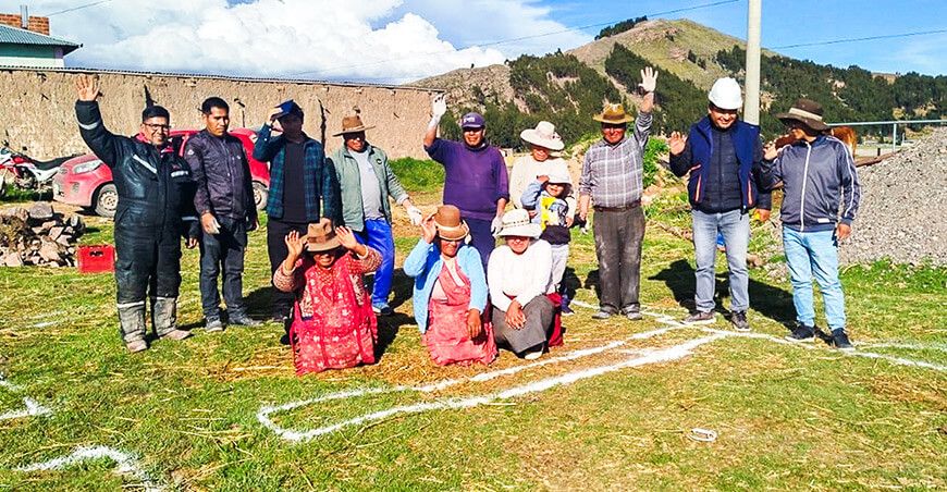 Pradera Gore Puno trabajos de trazo módulos de engorde ganado vacuno