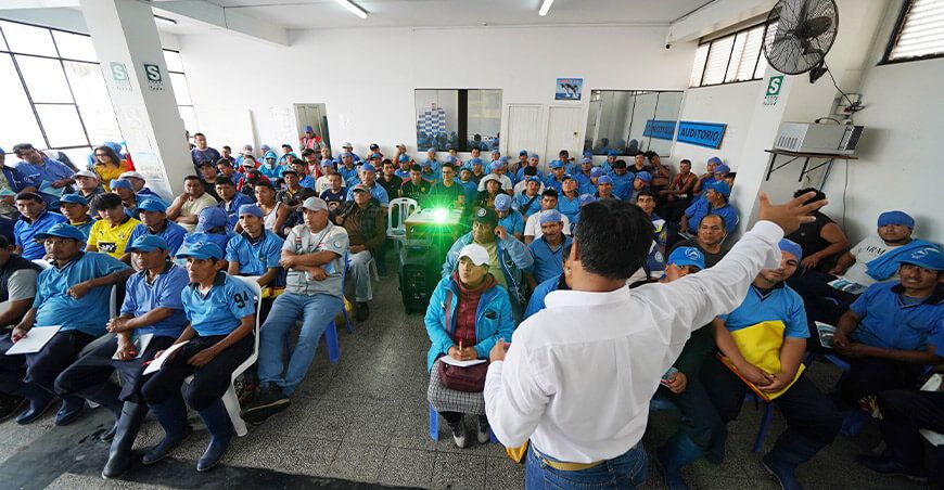 Sanipes capacitó a más de 2300 agentes para mejorar inocuidad de productos hidrobiológicos