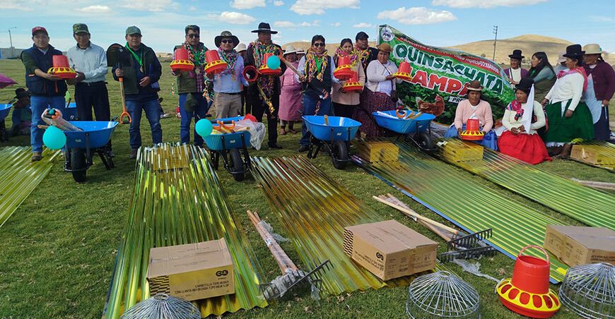 Entregaron materiales para mejorar infraestructuras productivas en Cabanilla Puno Perú