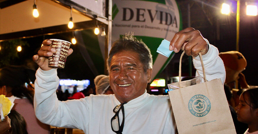 Feria Agroindustrial Aguaytía Ucayali Devida Perú 