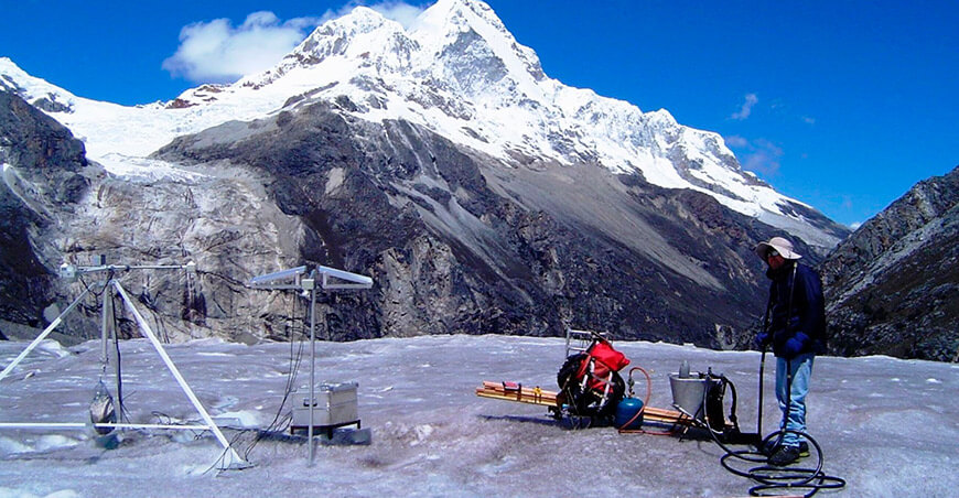 Senamhi publicó artículo científico sobre la red meteorológica en glaciares tropicales del Perú