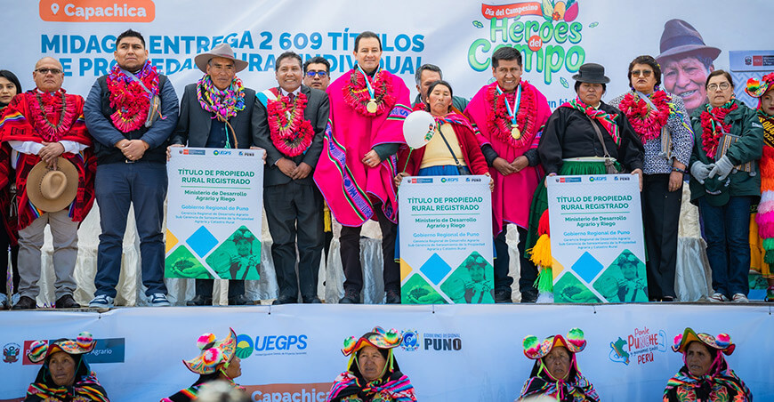 Midagri entregó 2609 títulos de propiedad rural individual a productores de Puno