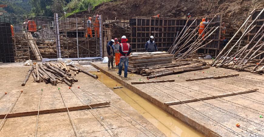 Ampliación de plazo sin sustento pone en riesgo culminación oportuna de obra de riego en Huanta Ayacucho Contraloría Perú