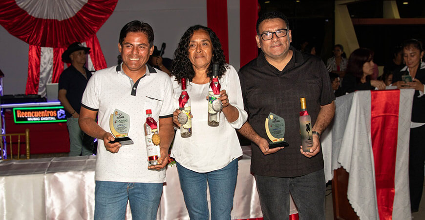 Bodegas Cosecha Nueva y Bonelli se consagran con el mejor destilado de Moro Áncash