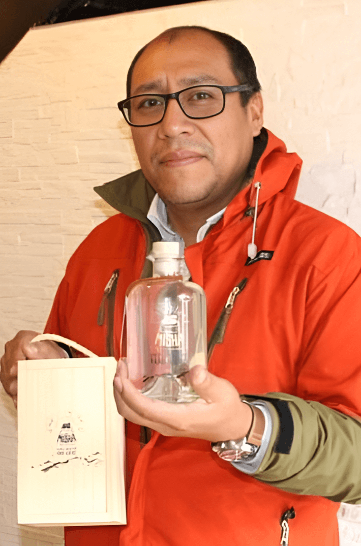 Vodka artesanal de papas de la marca Misha de Áncash Perú