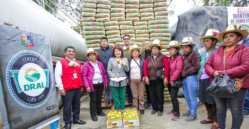 Mejorarán canales de riego en Yauyos y Cañete con entrega de cemento a Juntas de Usuarios de riego de Yauyos y Cañete