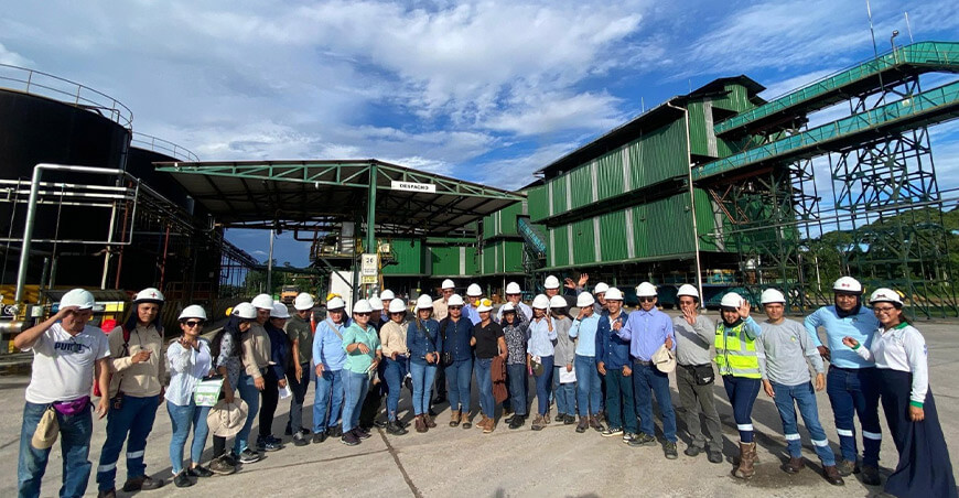 Universidad Nacional de Ucayali realizó pasantía de maestría ambiental en Ocho Sur