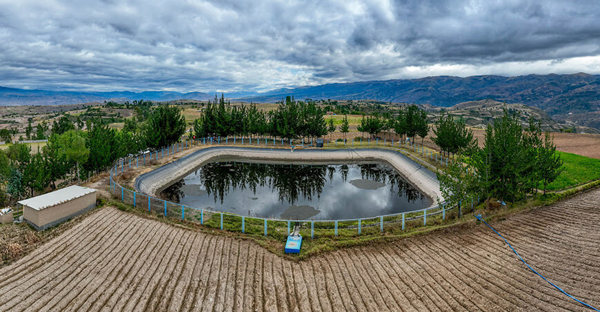 reservorios y canales de riego en Tambillo Huamanga Ayacucho Perú