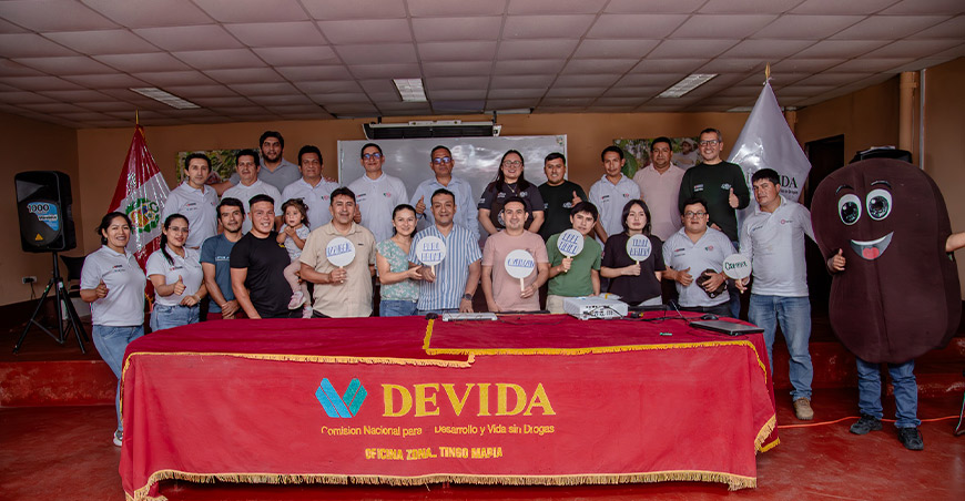 Durante la Degustación y Articulación Comercial de Cafés de Especialidad de la región Huánuco Devida Perú