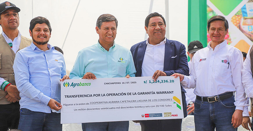 Agrobanco entregó primer crédito Warrant de Agroperú
