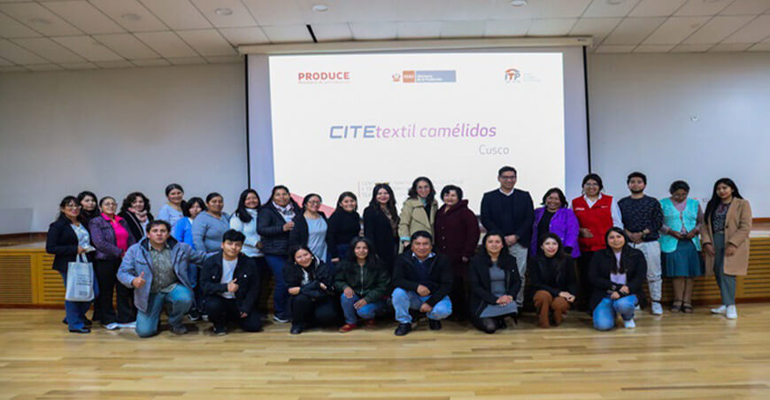 Impulsan economía circular con estrategias de ecodiseño para empresarias textiles de Cusco