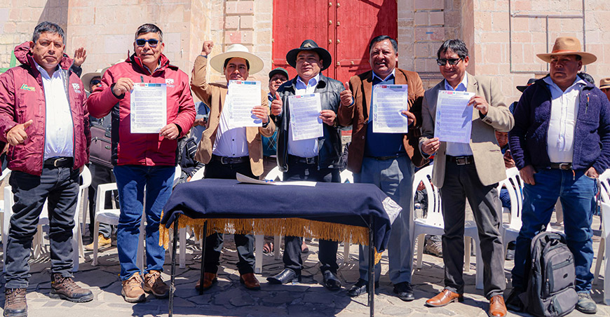 Elaborarán estudios preliminares para el represamiento del sector Soyroccota en Espinar Cusco Perú