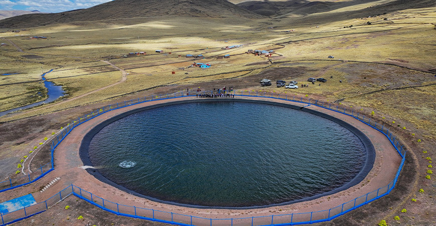 Entregaron moderno sistema de riego tecnificado en Huacullani Puno Perú