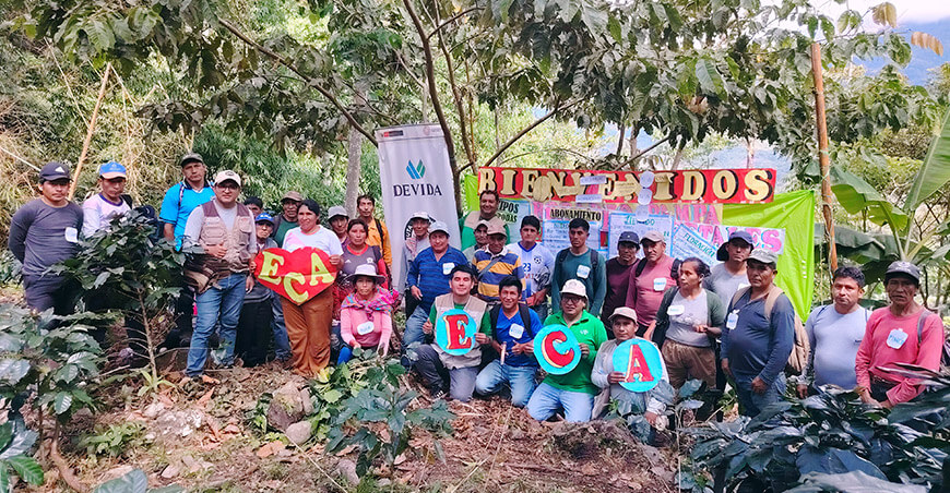 Escuelas de campo productores de café del Vraem Devida Perú